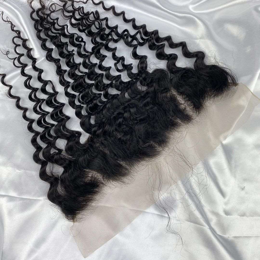 Lace frontale Curly