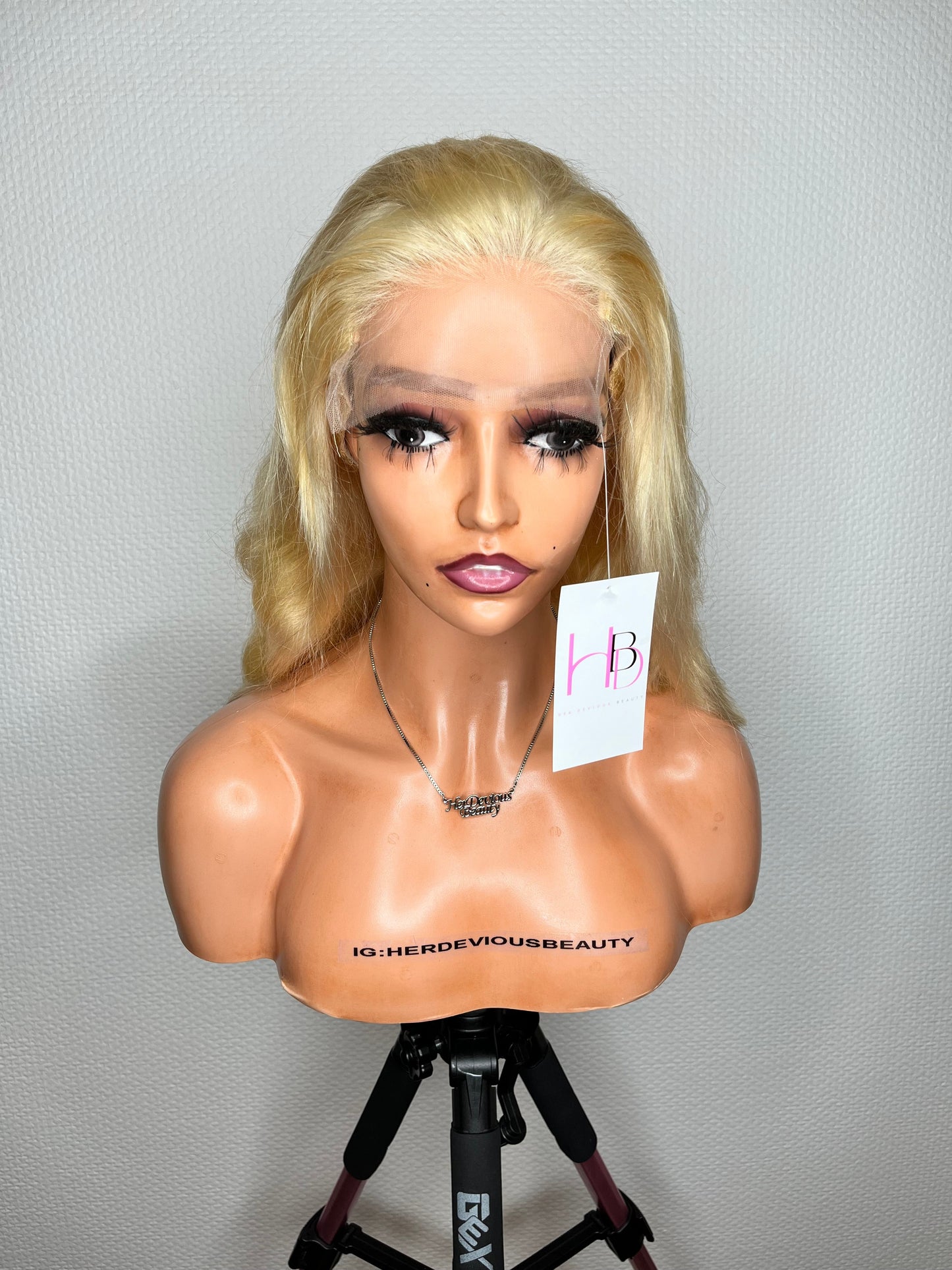 Perruque Body Waves 613