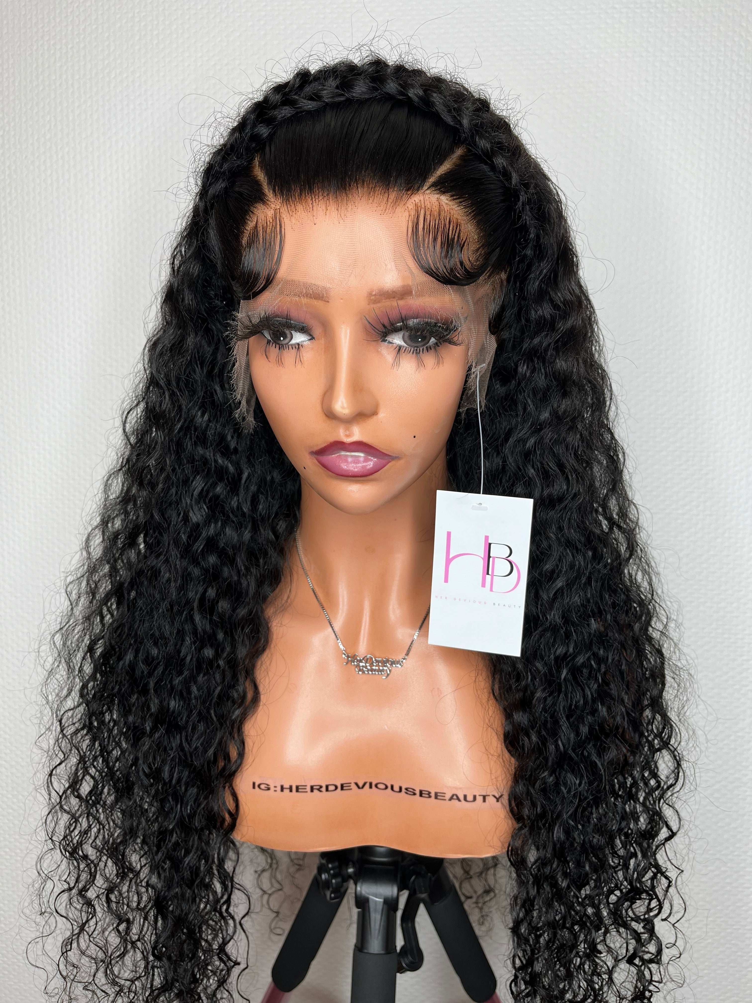 Curly Collection – HER DEVIOUS BEAUTY